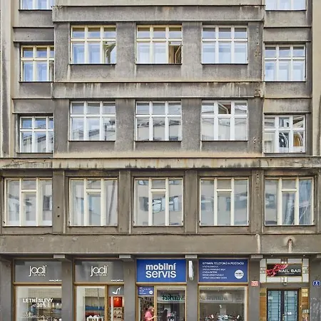 Appartement Minimalist On Wenceslas Square By Days